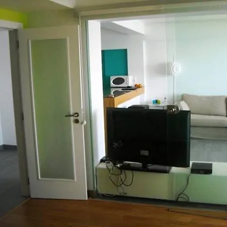 Atlantic Ocean View 公寓 *